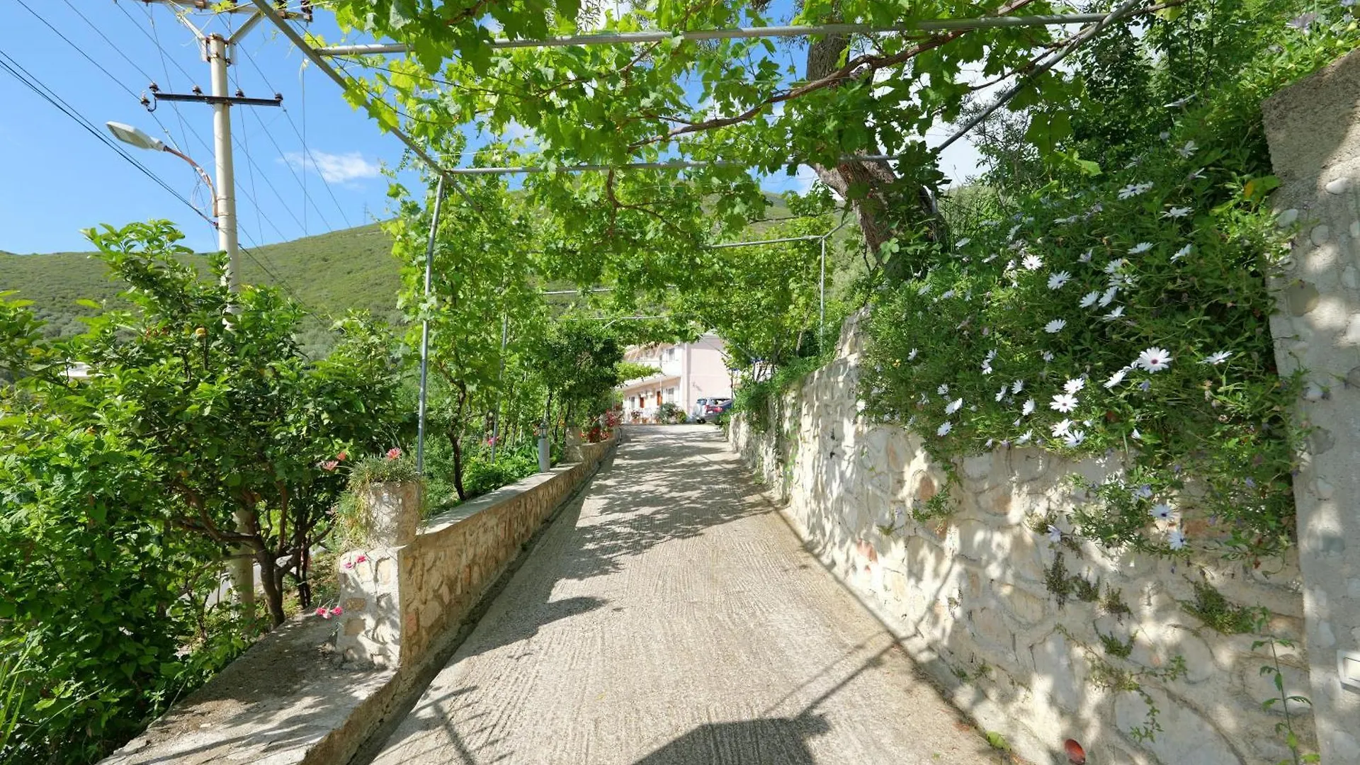 Arthur'S 4Apartments Borsh Albania