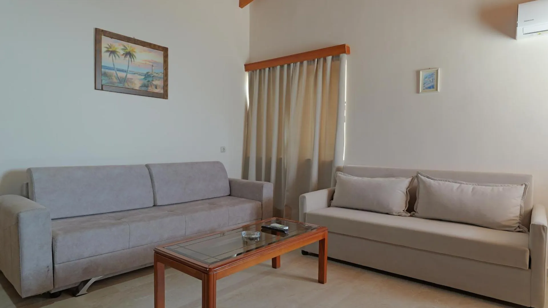 Arthur'S 4Apartments Borsh Homestay