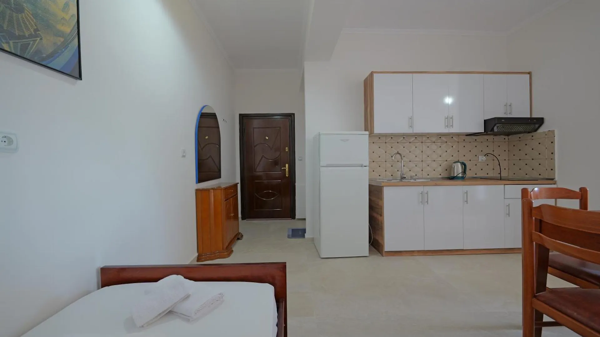 Arthur'S 4Apartments Borsh